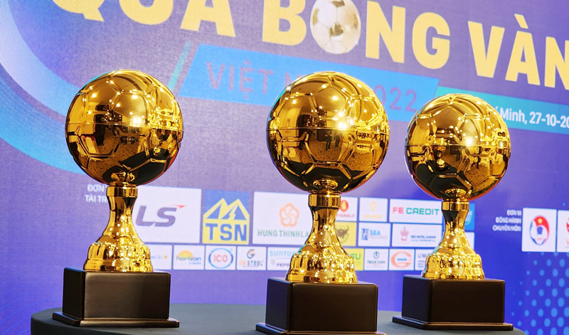 qua-bong-vang-viet-nam-lich-su-tieu-chi-va-nhung-huyen-thoai-duoc-vinh-danh1
