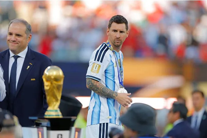 argentina-vao-chung-ket-wc-2026-messi-bi-khoa-chat-ra-sao-a12a