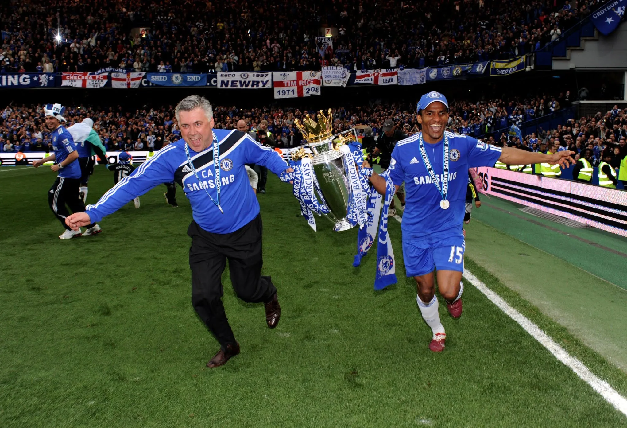 huan-luyen-vien-carlo-ancelotti-va-nhung-di-san-dan-dat-lich-su-a33