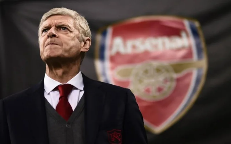 arsene wenger hanh trinh tao nen mot ky nguyen dang nho tai arsenal
