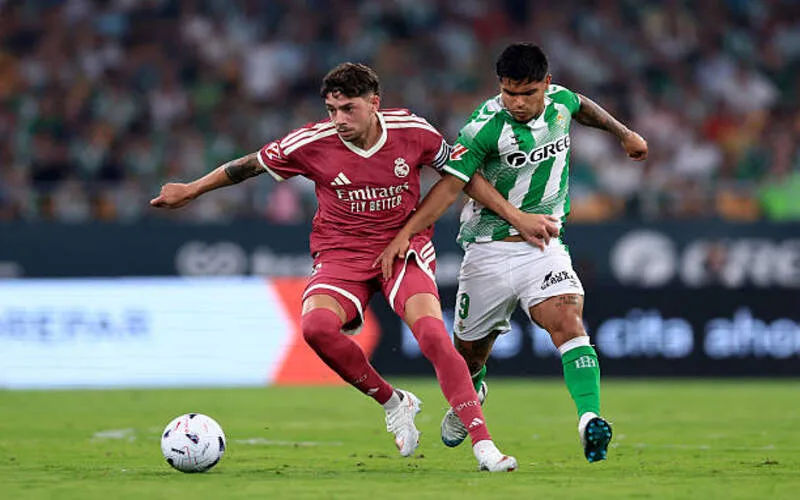 federico valverde tieu su va su nghiep cua tien ve real madrid