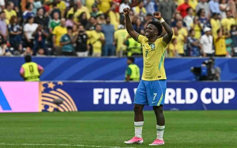 tieu su vinicius junior hanh trinh tro thanh ngoi sao bong da brazil